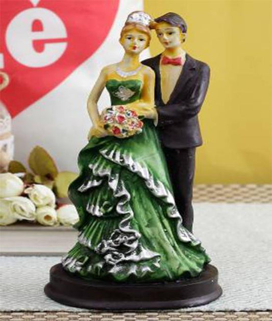 Handcrafted Loving Married Couple Statue Showpiece